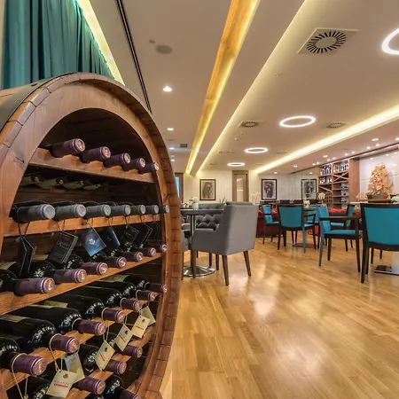 Hotel Adria Budva